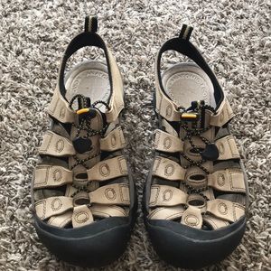 Keens Beige Women’s Active Sandals